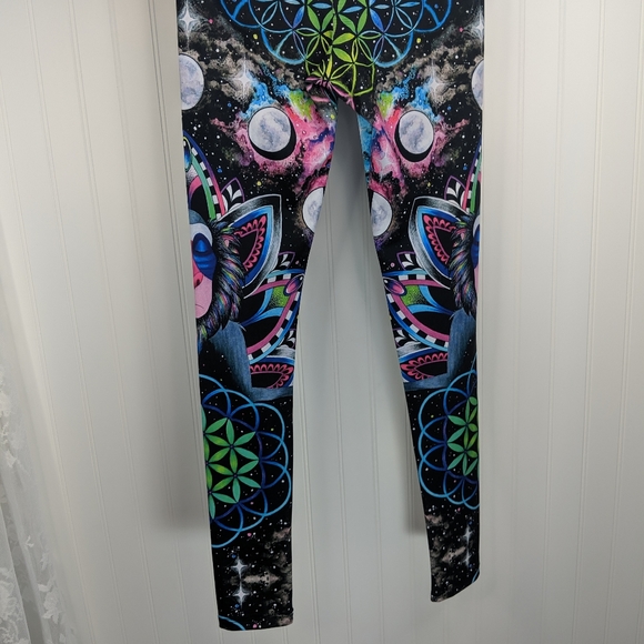 Electrothread Rafiki Meditation Print Yoga Legging - Picture 10 of 15